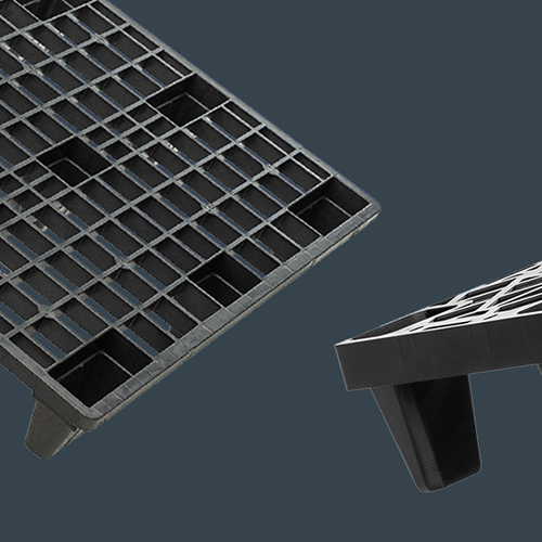 Angeschnittene Paletten auf dunkelgrauem Hintergrund